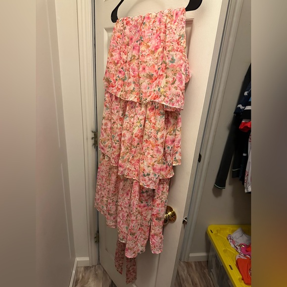 ASTR the label Brinley Floral Tiered Halter Dress - Picture 6 of 11